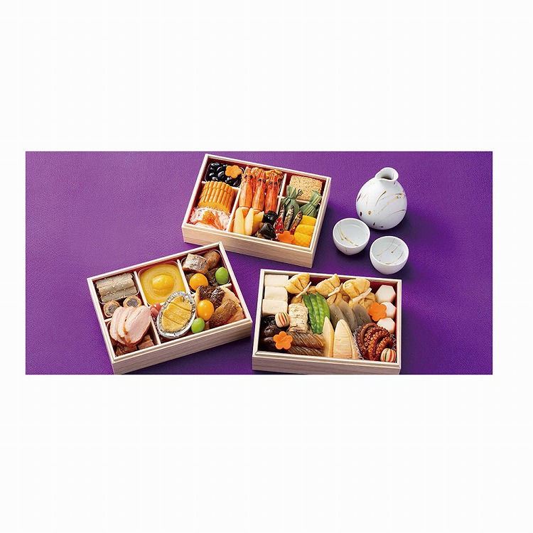 管理栄養士監修　和風おせち三段重（３人前）